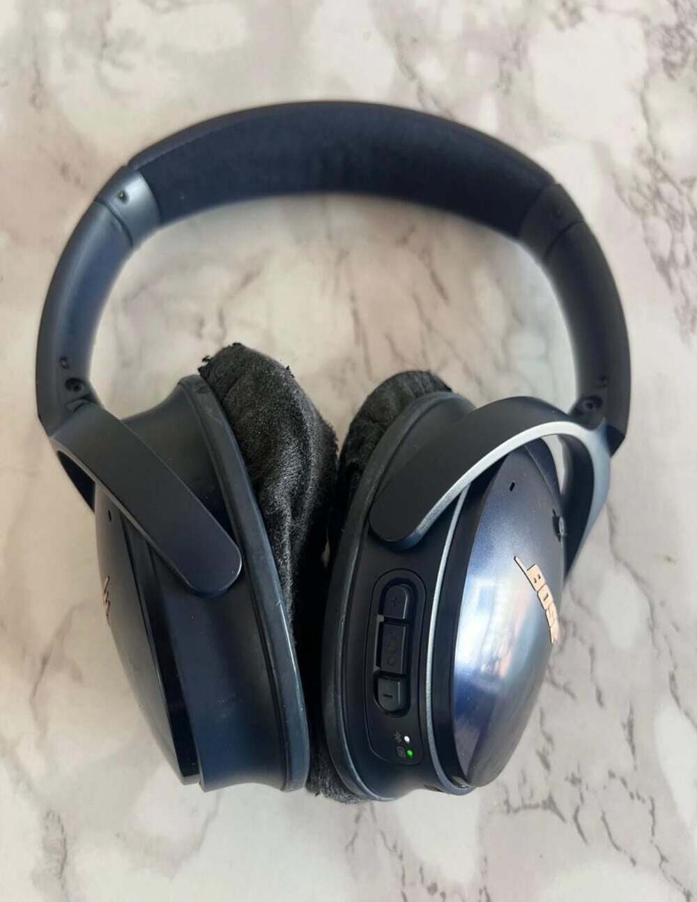 Bose QuietComfort 35 II Wireless Noise-Cancelling Headphones - Picture 9 of 12